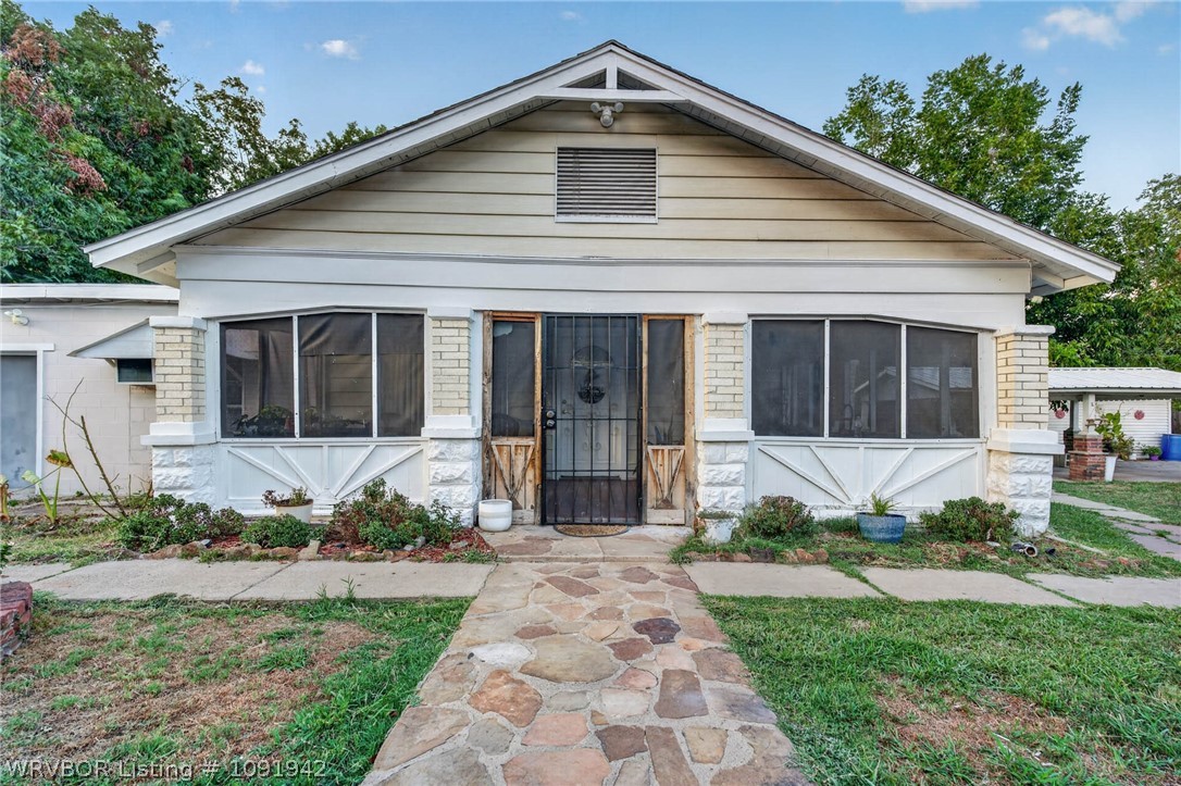 main property photo 0