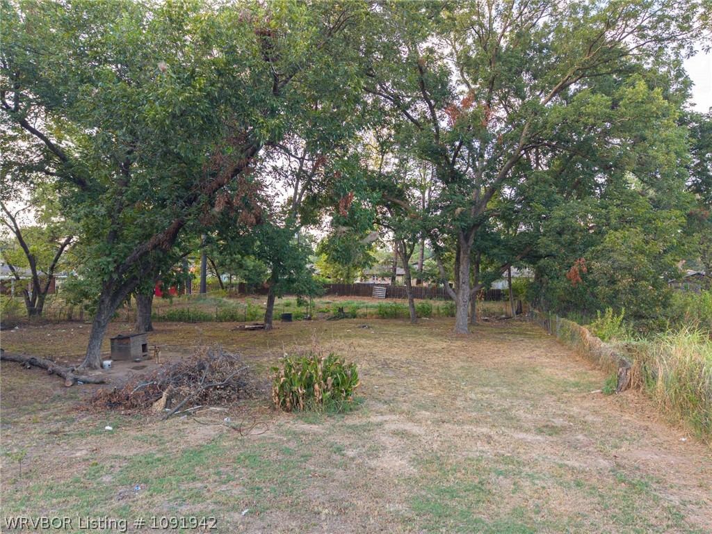 main property photo 41