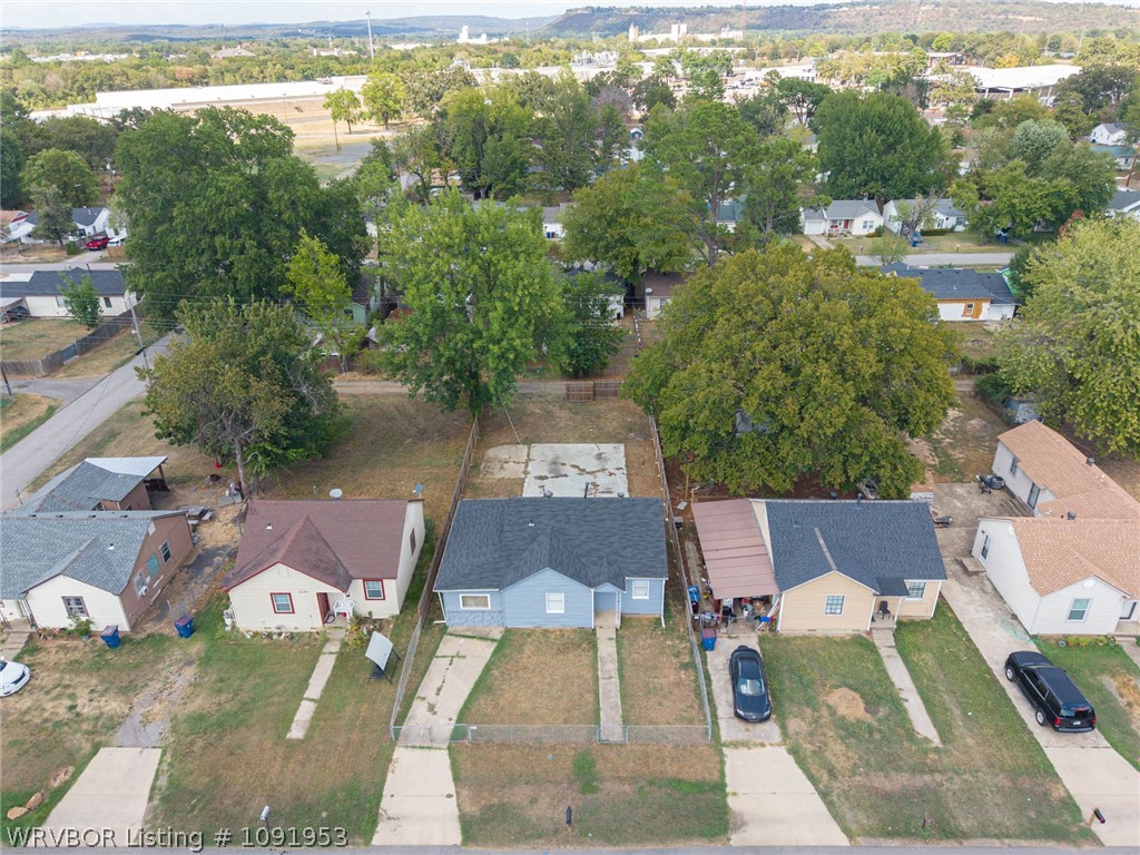 main property photo 18