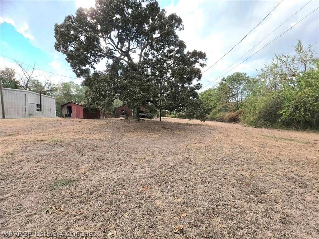 main property photo 28