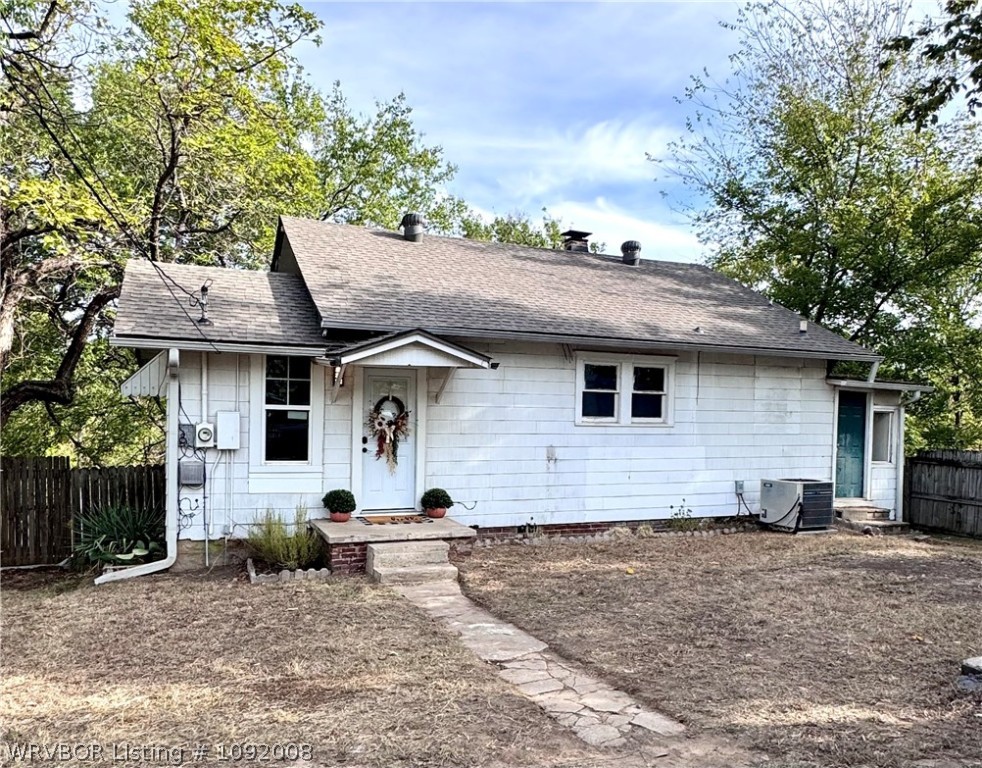main property photo 0