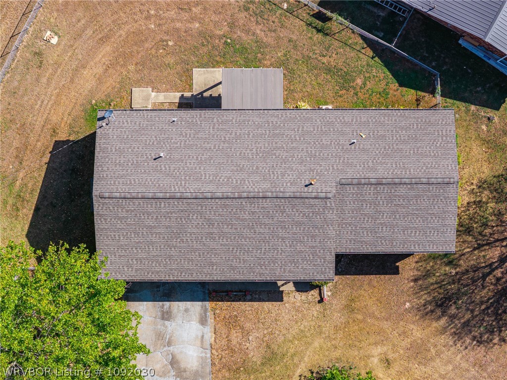 main property photo 20