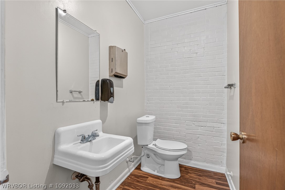 main property photo 20