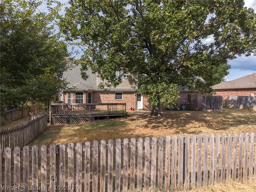 main property photo 14