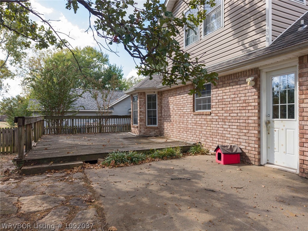 main property photo 16