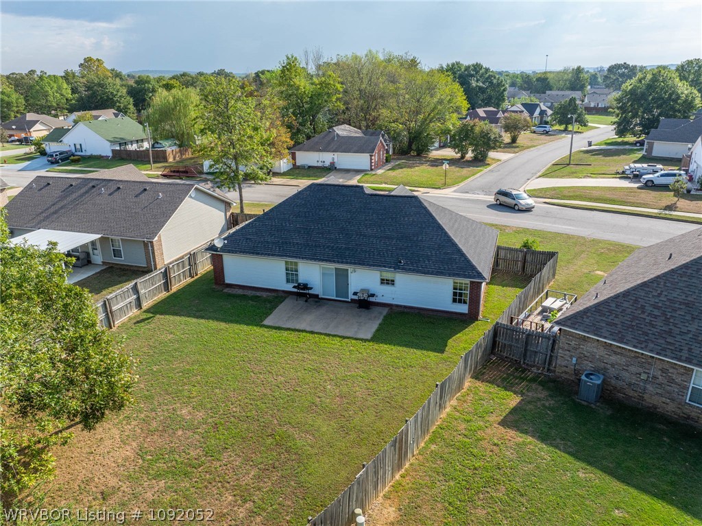 main property photo 30