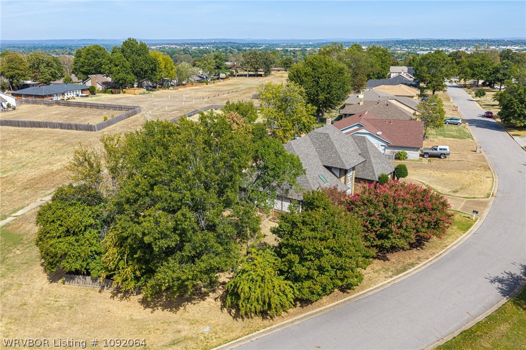 main property photo 49
