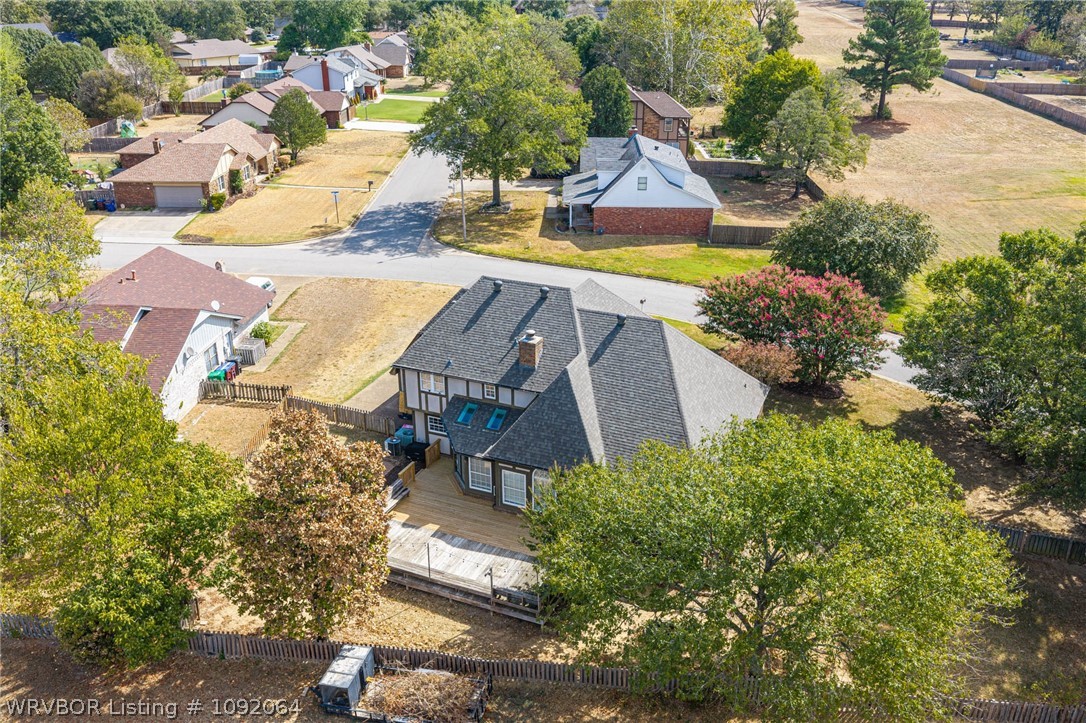 main property photo 50