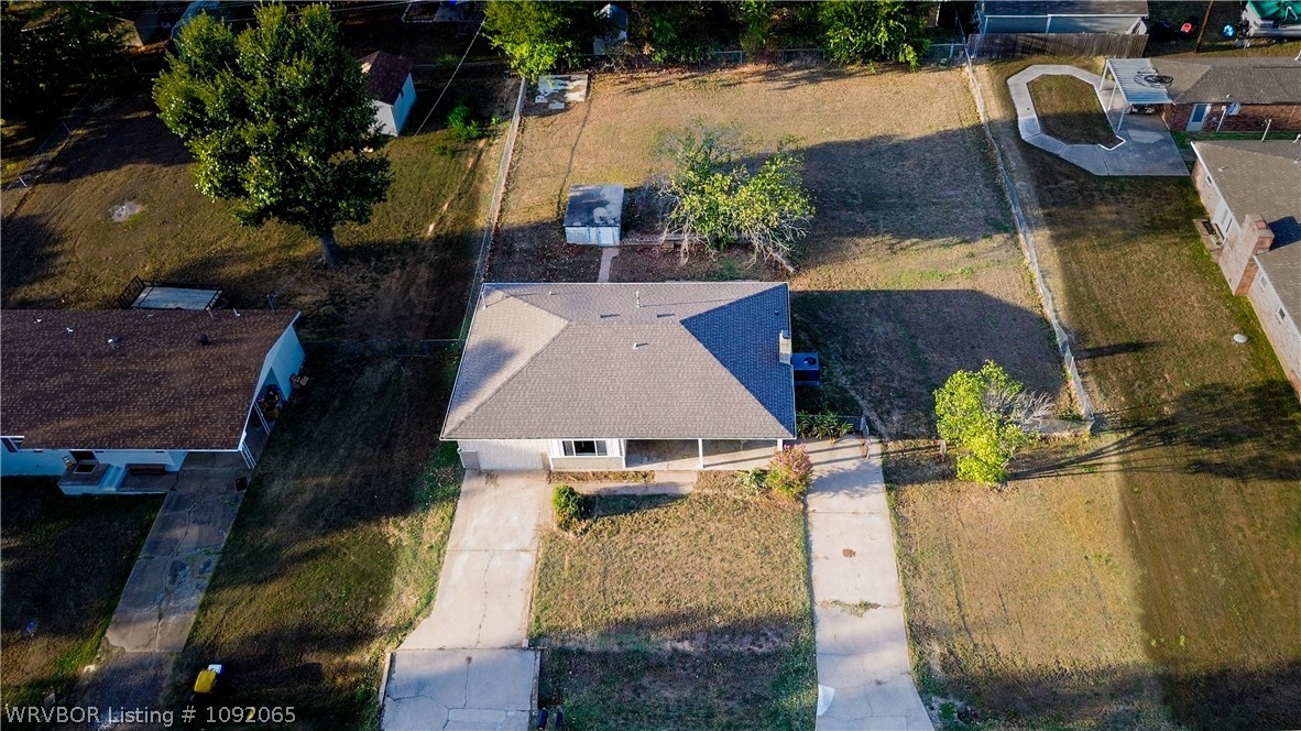 main property photo 20