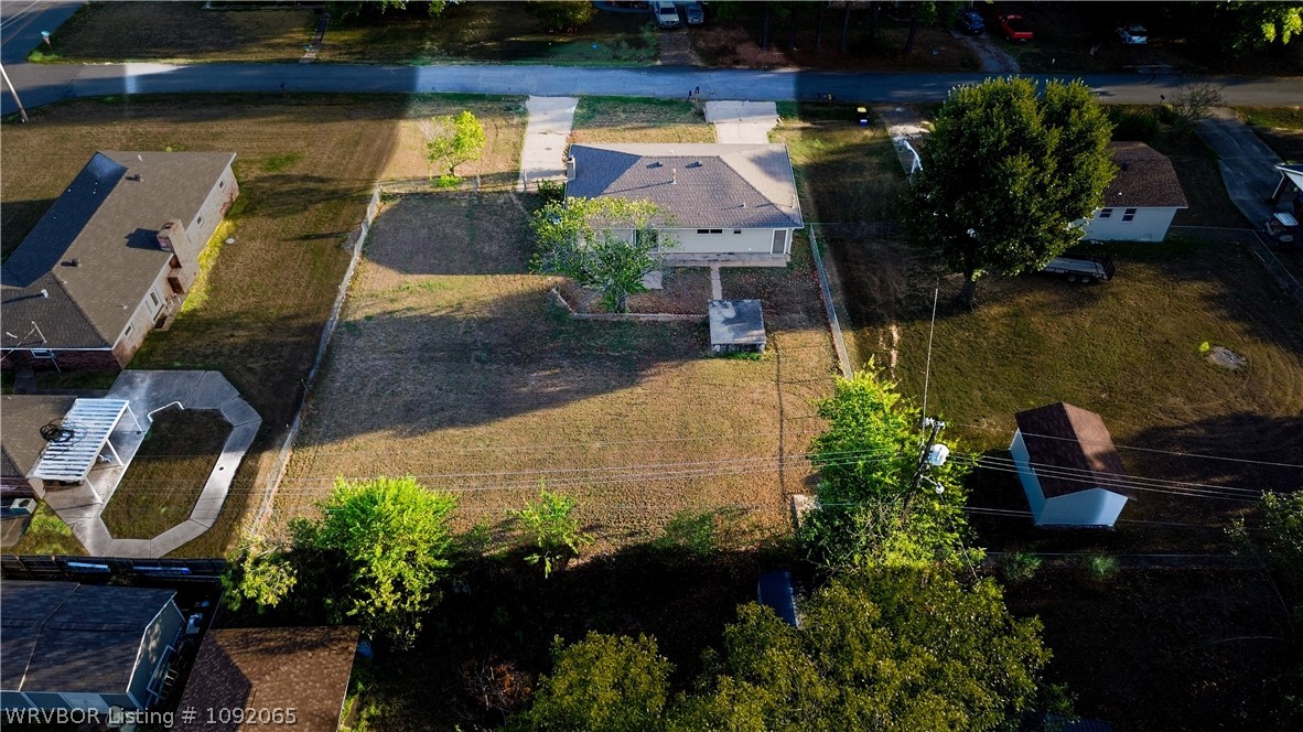 main property photo 22