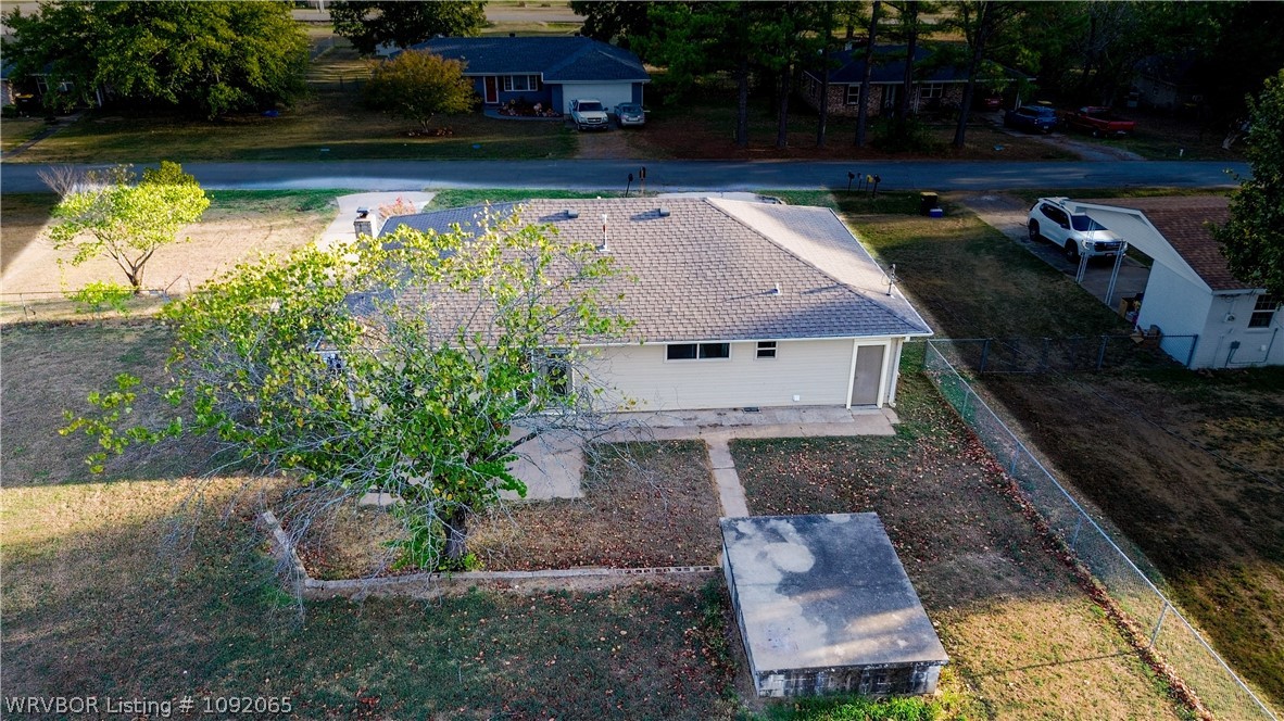 main property photo 5