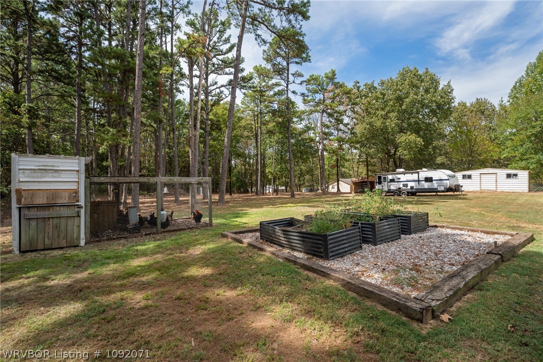 main property photo 28
