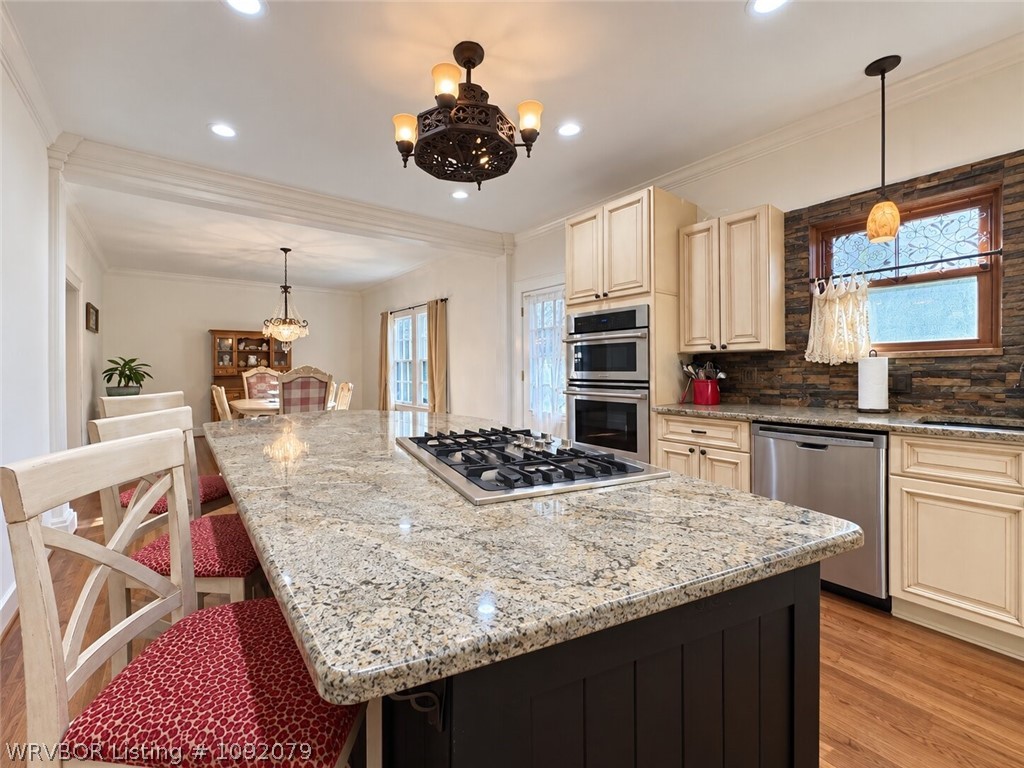 main property photo 19