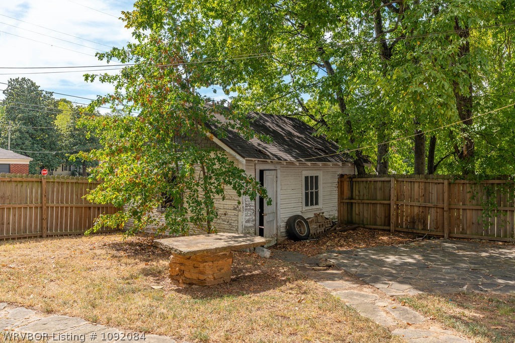 main property photo 38