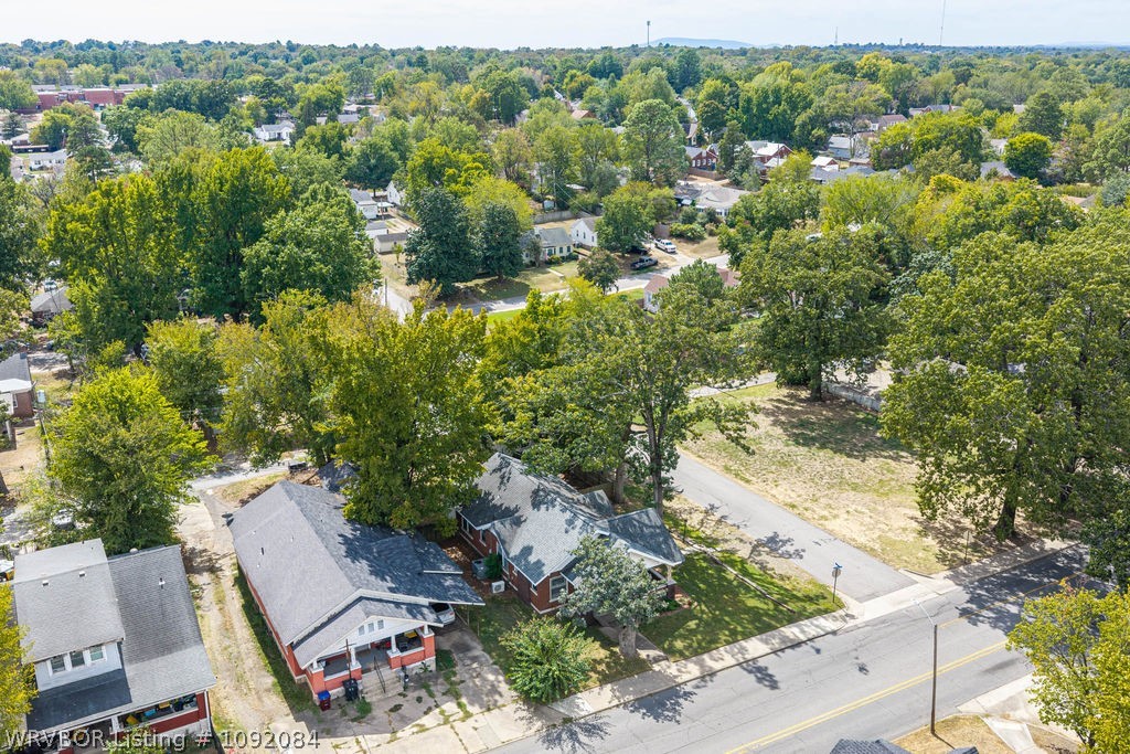 main property photo 41