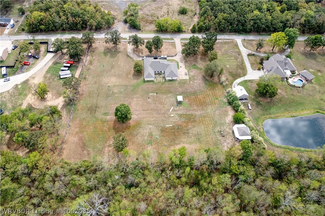 main property photo 10