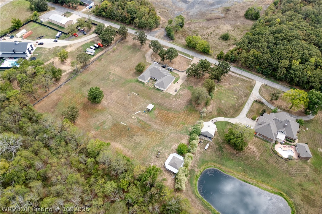 main property photo 11