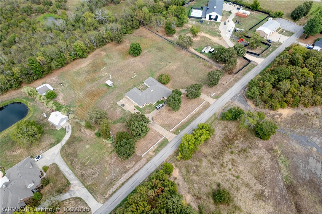 main property photo 12