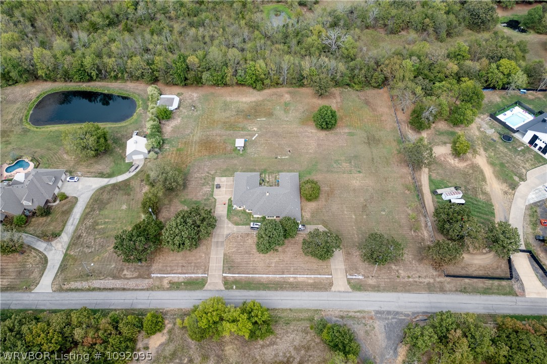 main property photo 13
