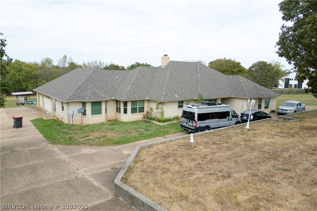 main property photo 3
