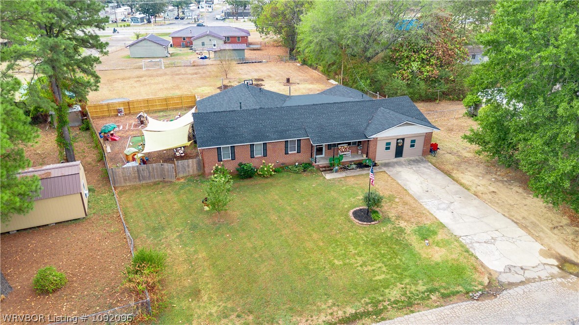 main property photo 38
