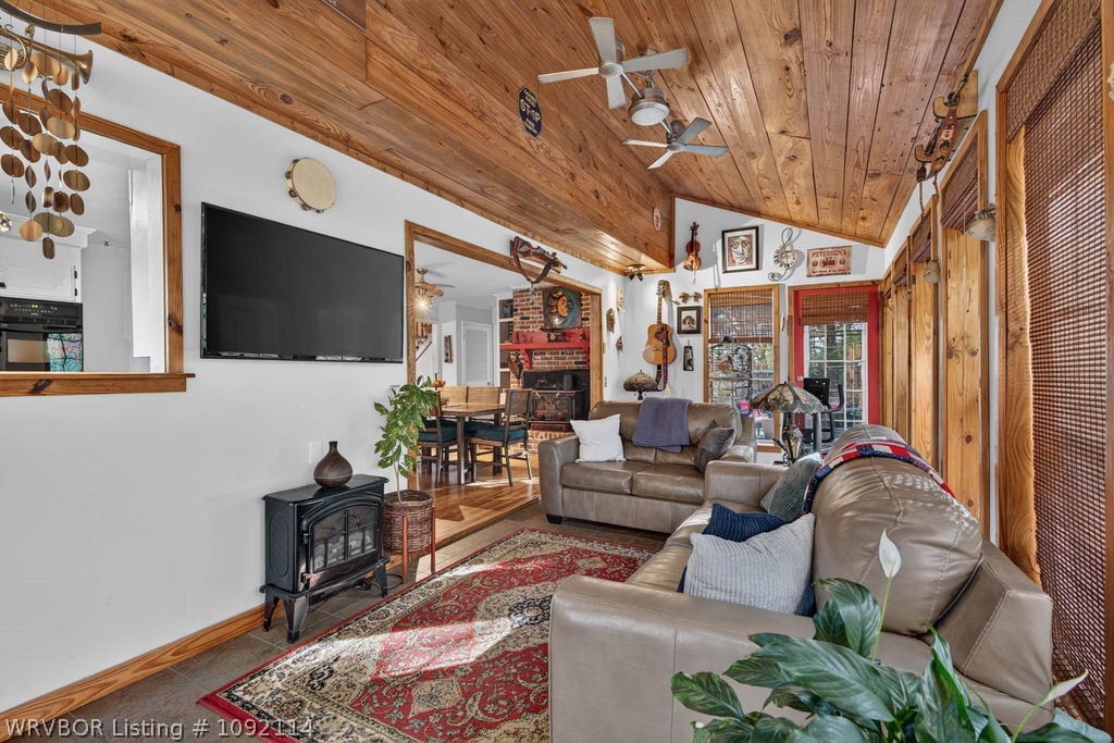 main property photo 23