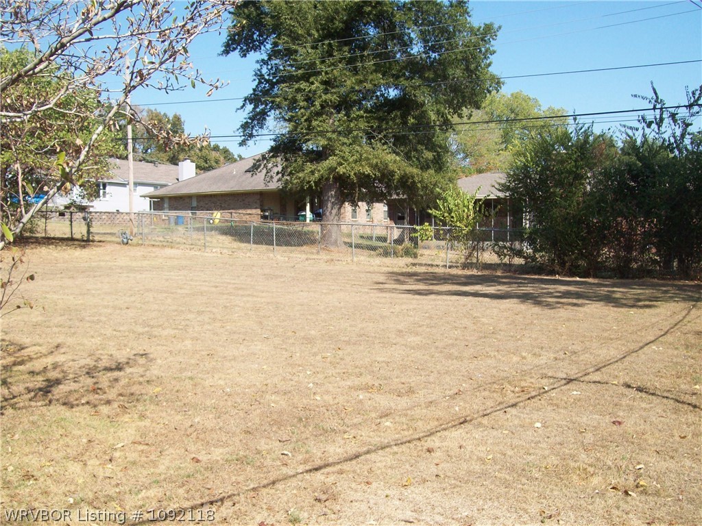 main property photo 30
