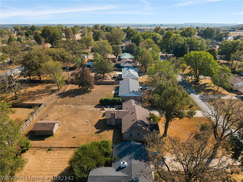 main property photo 11
