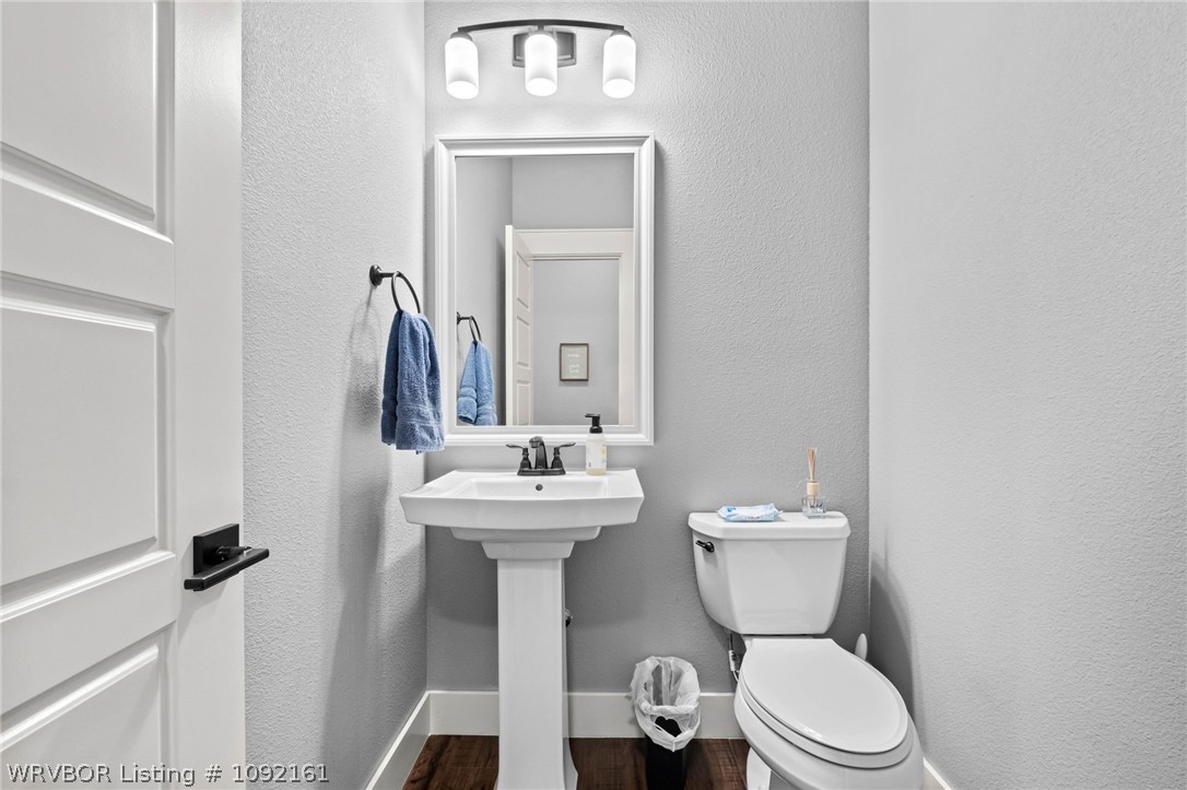 main property photo 30
