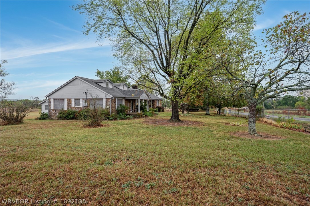 main property photo 14