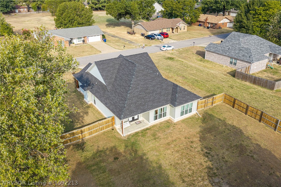main property photo 41
