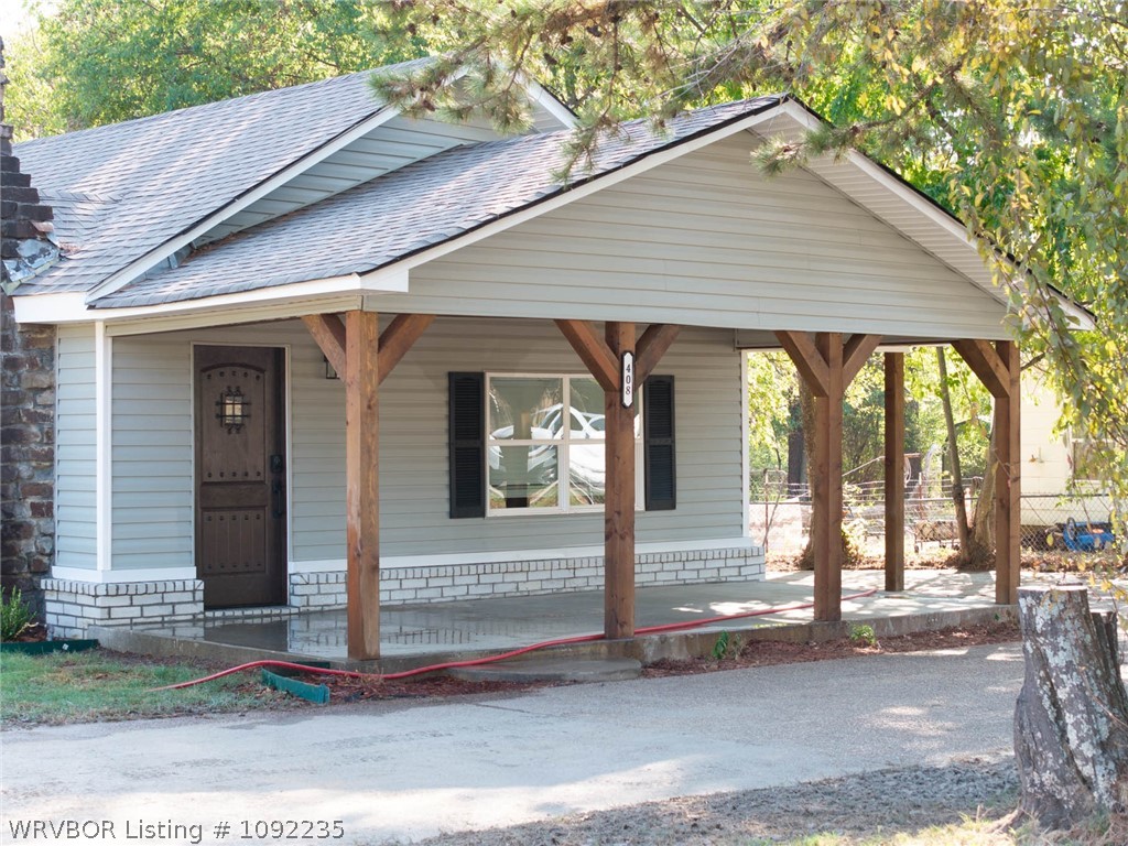 main property photo 41
