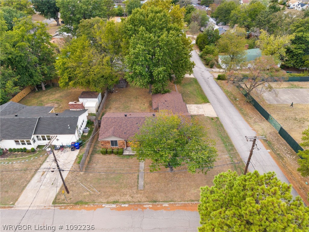 main property photo 34