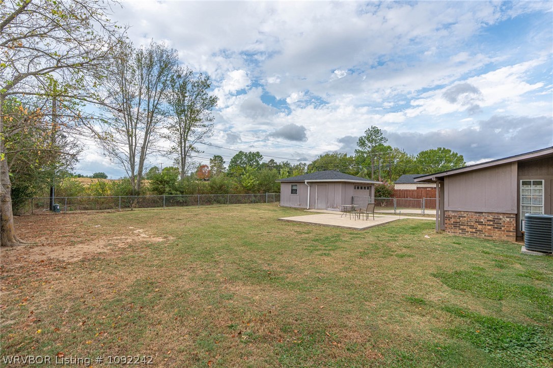 main property photo 12