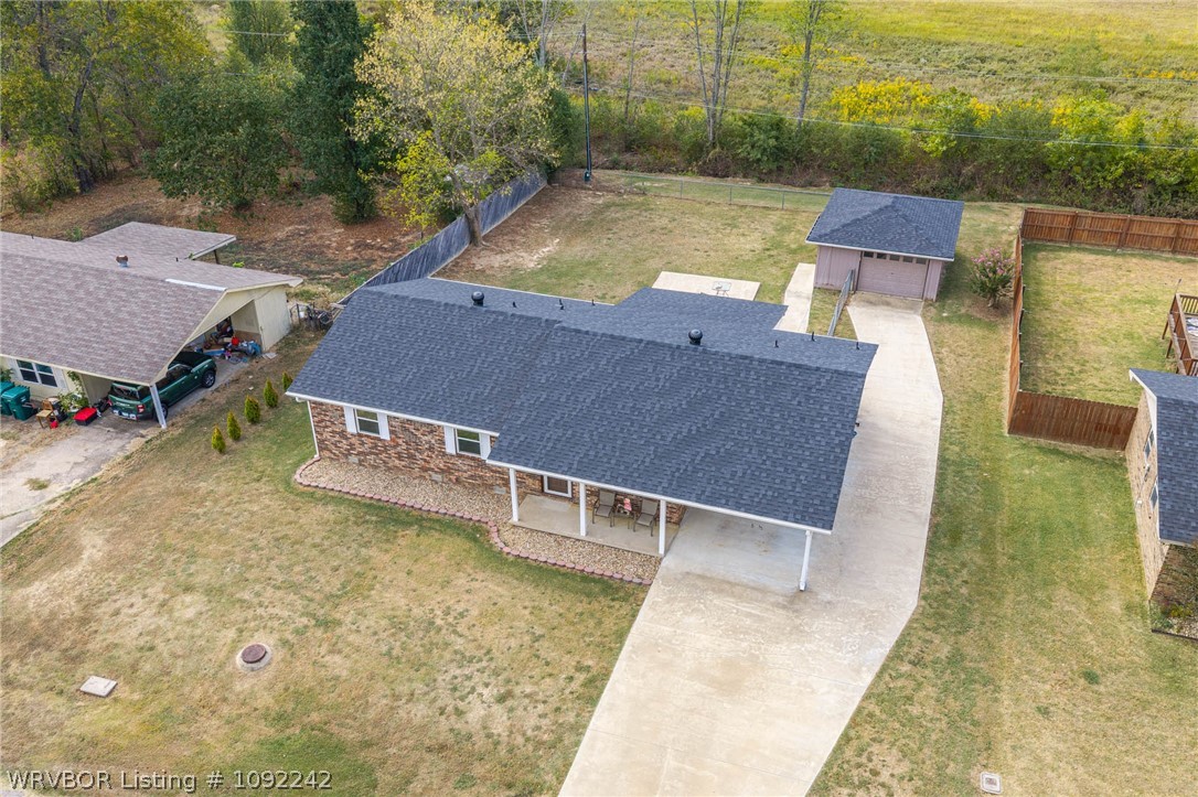 main property photo 17