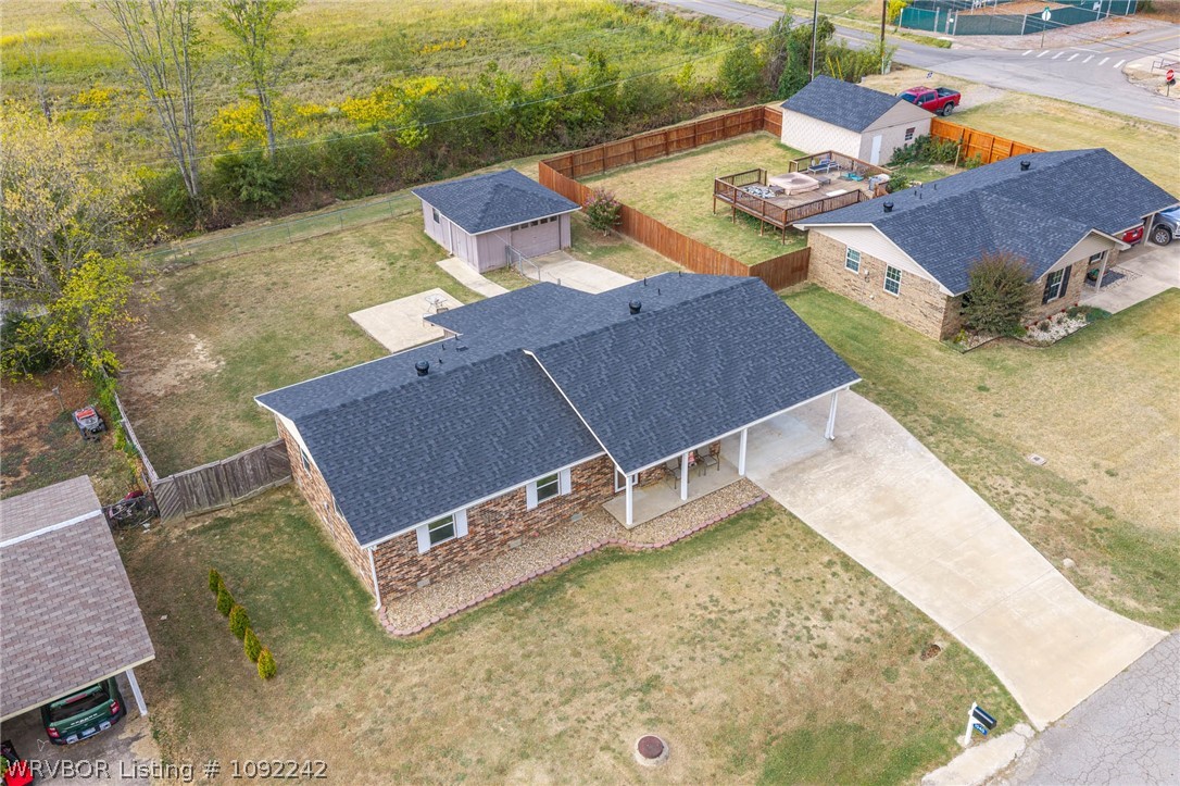 main property photo 19