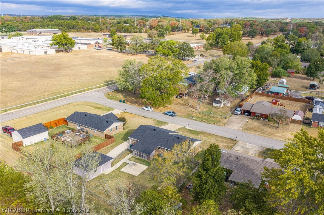 main property photo 25