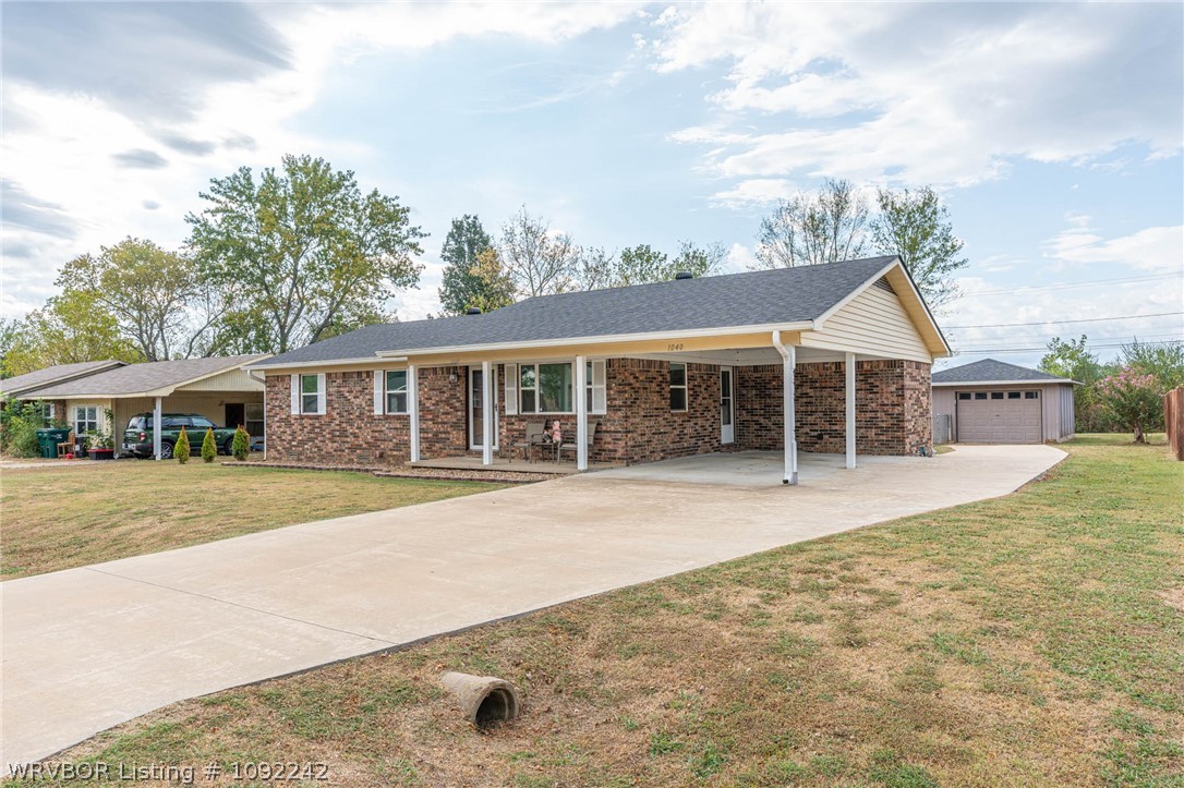 main property photo 4
