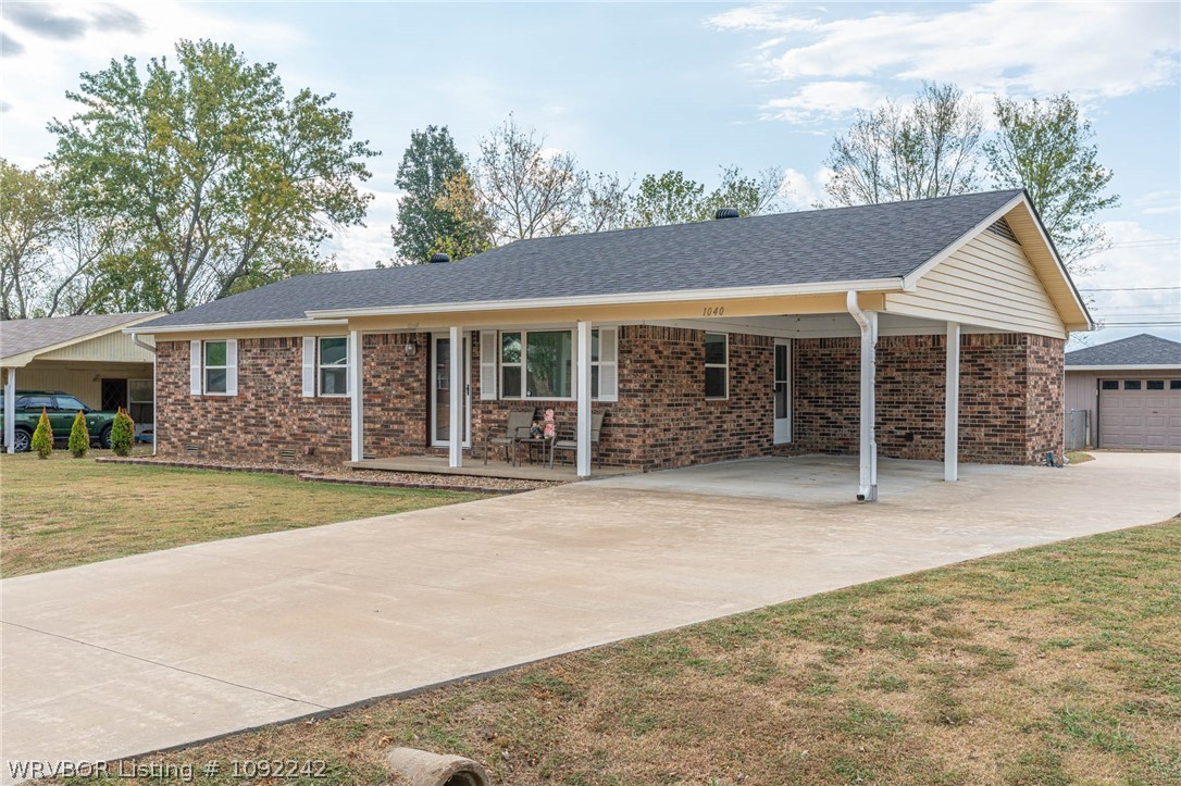main property photo 5