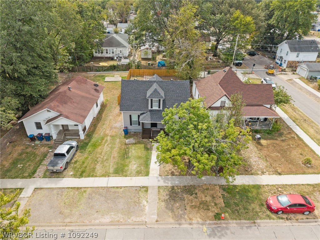 main property photo 5