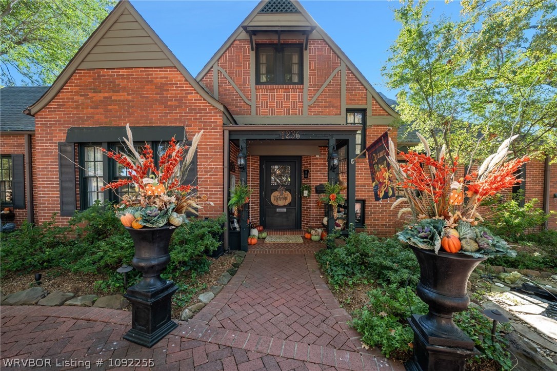 main property photo 10