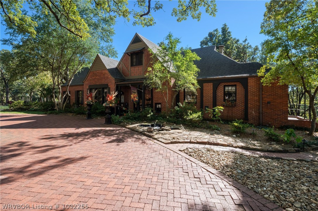 main property photo 3