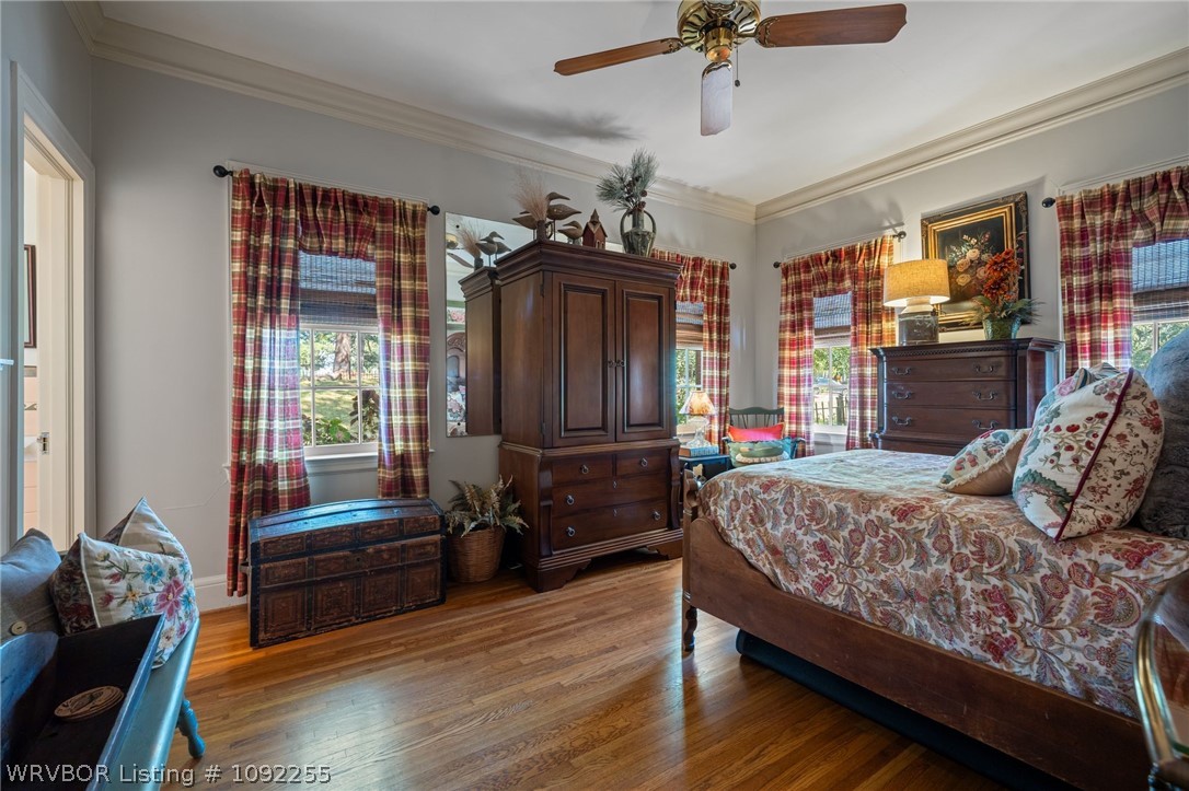 main property photo 45