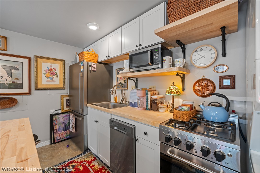 main property photo 60