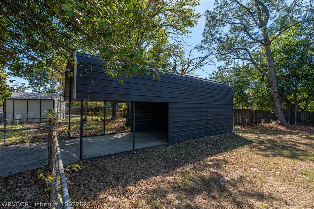 main property photo 44