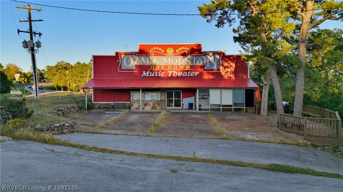 main property photo 0