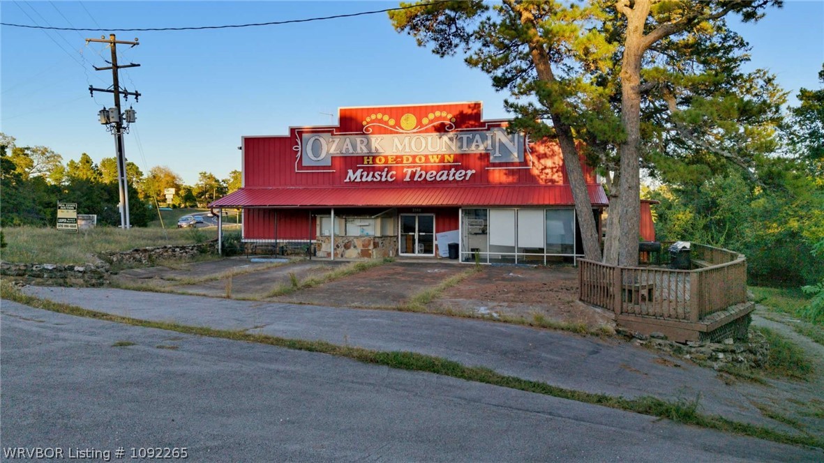 main property photo 2