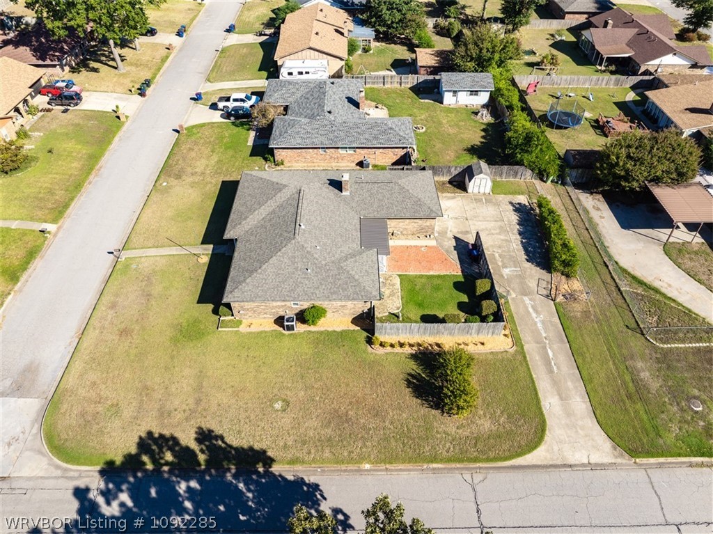 main property photo 26