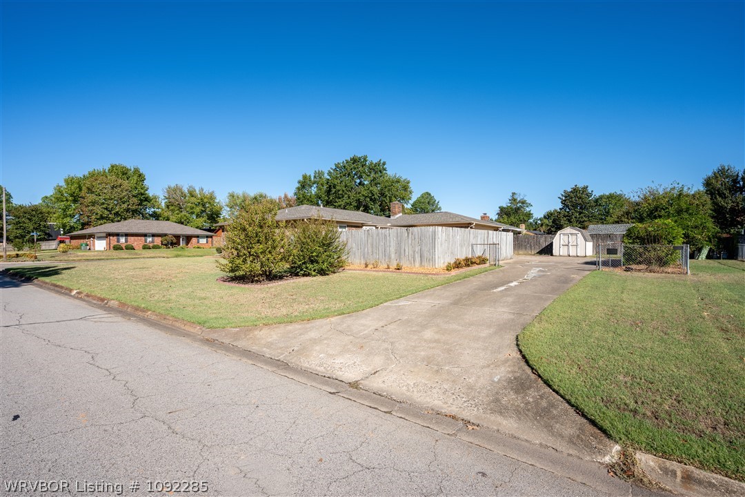 main property photo 43