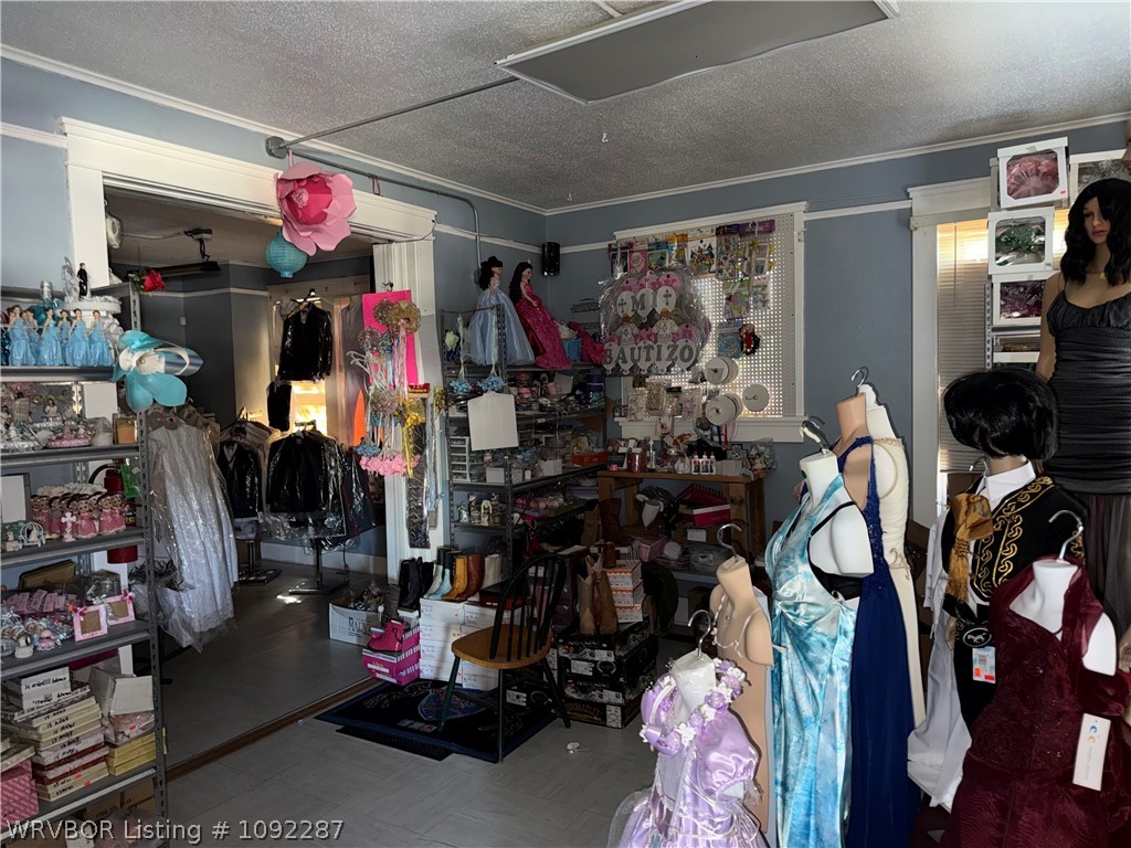 main property photo 15